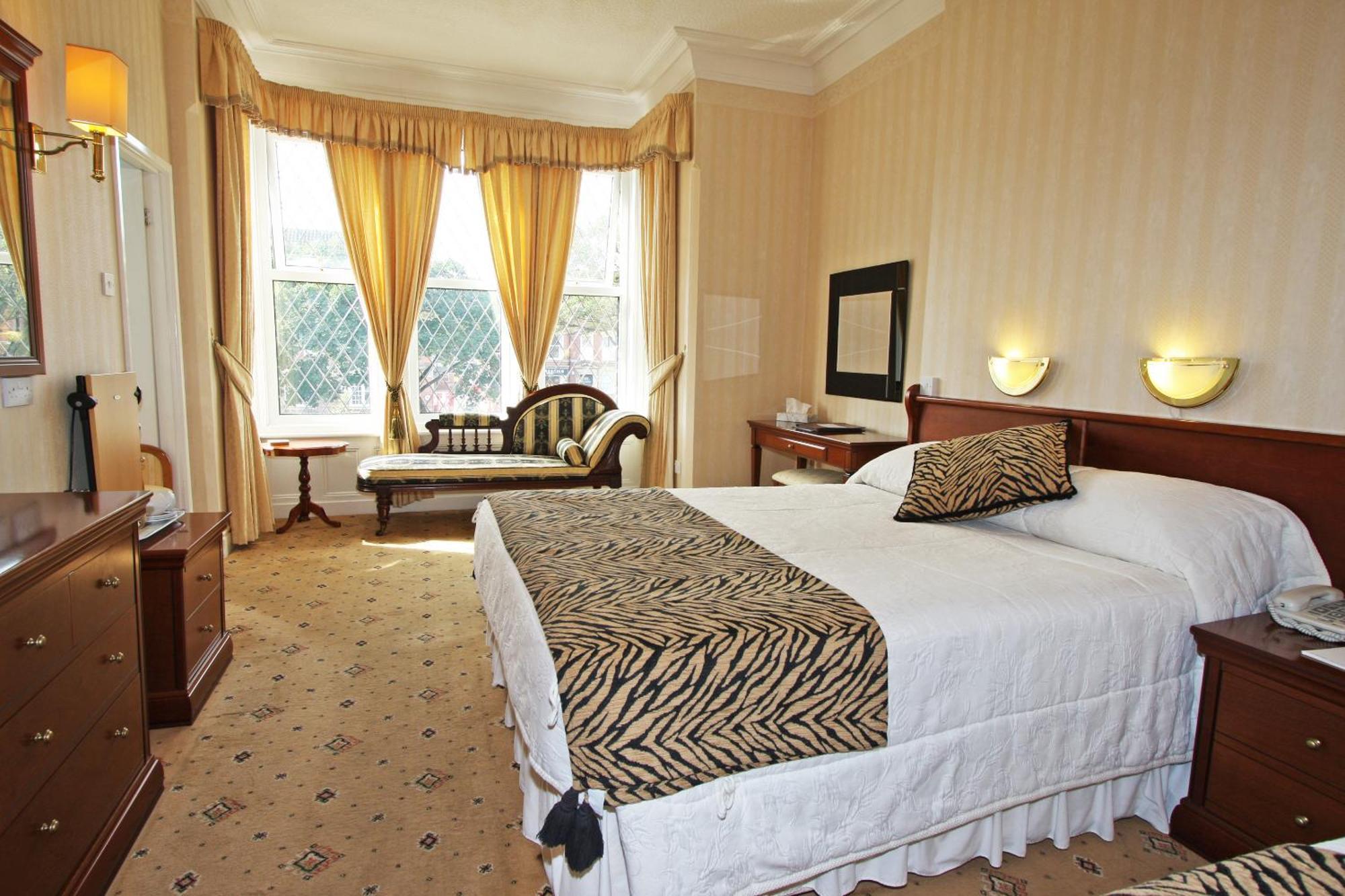 Bedford Hotel 리탬 세인트 앤스 객실 사진