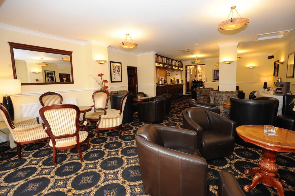 Bedford Hotel 리탬 세인트 앤스 외부 사진